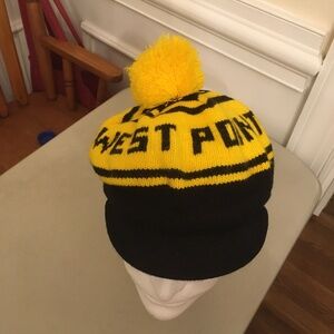 GO ARMY! West Point Golf Winter Hat Cap Beanie Pom Pom Adult One Size